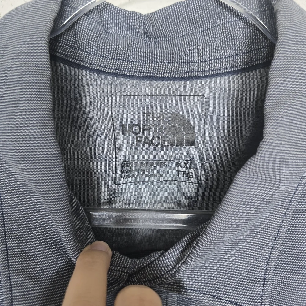 The North Face Men's Blue Casual Button Down Shirt
